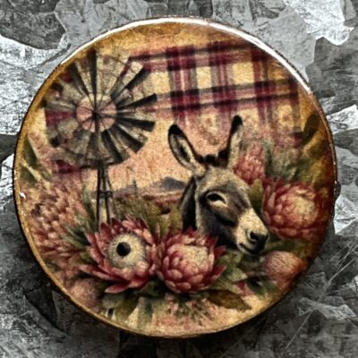 Donkey with Proteas Magnet 30mm